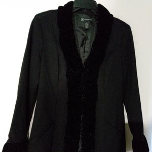 I-N-CI-N-C Womens Velvet Ruffle Coat, Black,